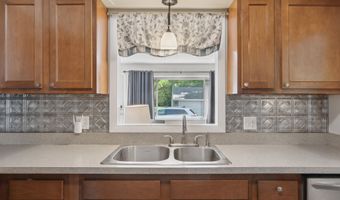 339 S Madison St, Adrian, MI 49221