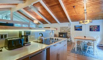 400 Rolling Ridge Rd, Bartlett, NH 03812