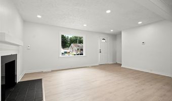 191 E Martin St, Amherst, OH 44001