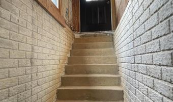 24352 St. Hwy Ee, Aurora, MO 65605