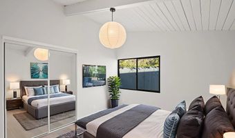 2526 Aster St, San Diego, CA 92109