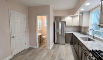 4 WEST St, Berlin, MD 21811