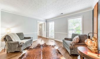 4929 Willow Creek Dr, Woodstock, GA 30188