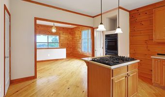 107 WAKEMAN Dr, Augusta, WV 26704