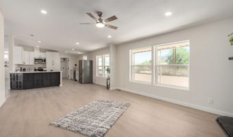 81 S TOMAHAWK Rd, Apache Junction, AZ 85119