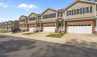822 Ducks Lndg, Aberdeen, NC 28315