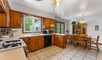 236 Charlestown Pl, Austintown, OH 44515