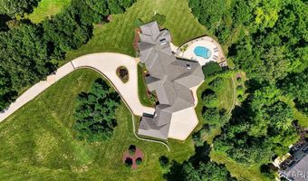 262 Dietrich Rd, Ballwin, MO 63021