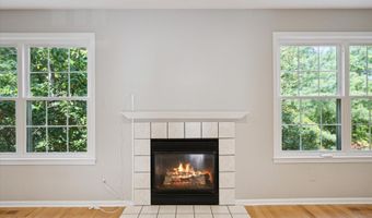 2817 Barclay Way, Ann Arbor, MI 48105
