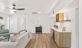 2029 W SHAWNEE Dr, Chandler, AZ 85224