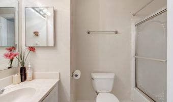 3352 BROKEN KNIFE Ct, Annandale, VA 22003