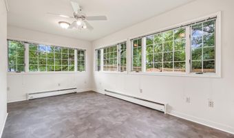 8524 DOTER Dr, Alexandria, VA 22308