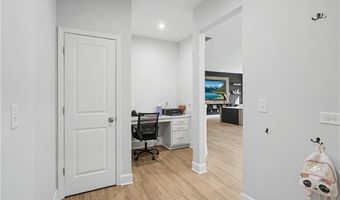 669 Fairway Dr, Acworth, GA 30101