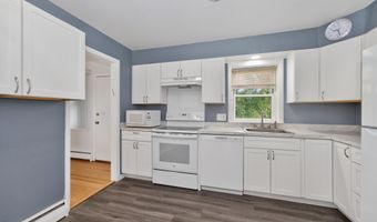 121 Ramsey Pl, Albany, NY 12209