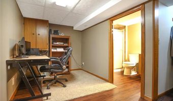 1821 4th Ave NE, Austin, MN 55912