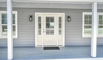 87 Yorktown Rd, Albion, ME 04910