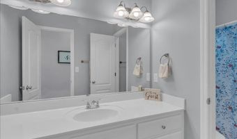 5835 Bay Village Dr 101, Athens, AL 35611