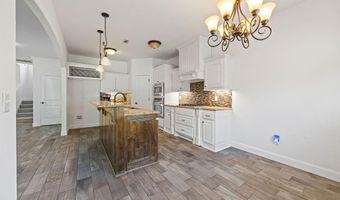 4100 Deerfield Blvd, Bentonville, AR 72713