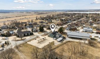 4709 220th Trl, Amana, IA 52203