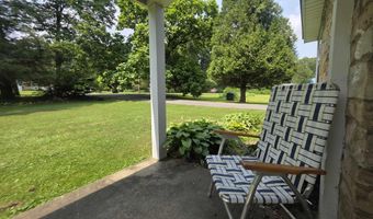 79 Y Rd, Arthurdale, WV 26520