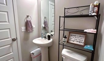 2001 Lawrence Ln #604, Blackfoot, ID 83221