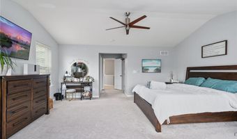 301 Redclover Ln, Allentown, PA 18104
