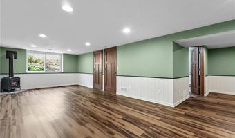 7060 145th St W, Apple Valley, MN 55124