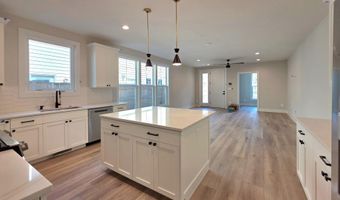 41 E REED Ave, Alexandria, VA 22305