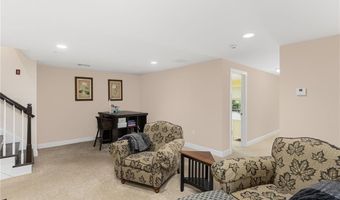 919 Ten Rod Rd, Exeter, RI 02822