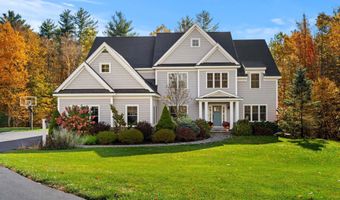 32 Settlers Ct, Bedford, NH 03110
