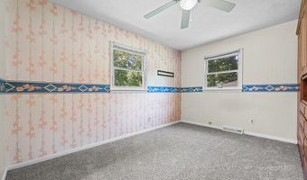 6000 Oakhill Ave NE, Alliance, OH 44601
