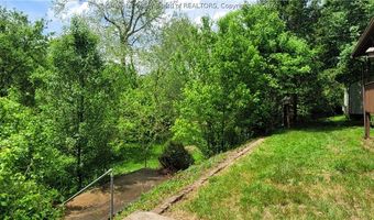 5144 Crystal Dr, Cross Lanes, WV 25313