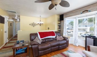 209 Rolling Hills Dr, Elko, NV 89801