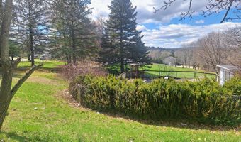 25 Eighth St, Auburn, ME 04210