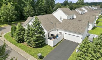 3992 Trade Royal Crossing Dr, Columbus, OH 43230