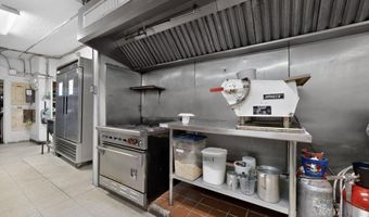 5801 Central Ave NE, Albuquerque, NM 87108