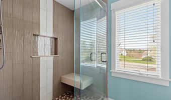 2 Beach Plum Lane U E, Bourne, MA 02532