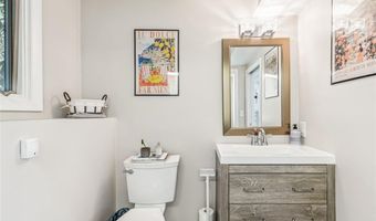 11 Noto Dr, North Providence, RI 02904