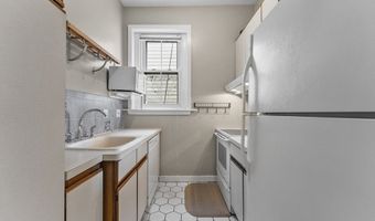 828-834 E Fifth St 4, Boston, MA 02127
