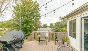 1301 Wood Duck Rd, Arnolds Park, IA 51331
