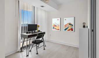 5300 HOLMES Pkwy 914, Alexandria, VA 22304