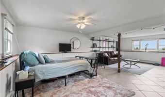 78 Ellery Rd, Newport, RI 02840