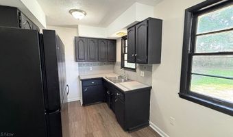 888 Garfield St, Akron, OH 44310