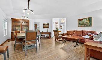 15100 SW GULL Dr, Beaverton, OR 97007