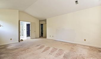 620 River Oaks Ln, Charlotte, NC 28226