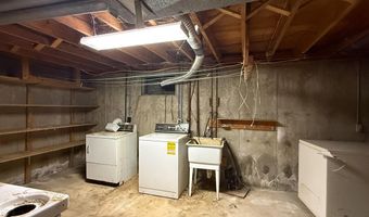 975 E 9th Ave, Broomfield, CO 80020