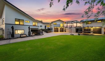 557 Kupulau Dr, Kihei, HI 96753
