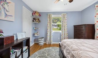 139 Contour Dr, Cheshire, CT 06410