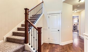17795 SW ROBERT Ln, Beaverton, OR 97078