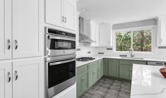 1203 Old Bridge Ln 1203, Bellingham, MA 02019